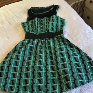 DKNY vintage new wave/ go go style dress, nwot, 100% cotton, size large